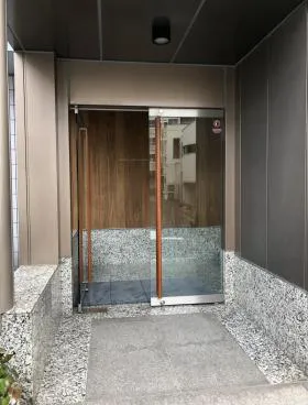 麻布スカイマンションの外観