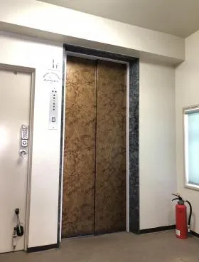 徳永ビルの外観