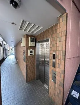 WEST21の外観