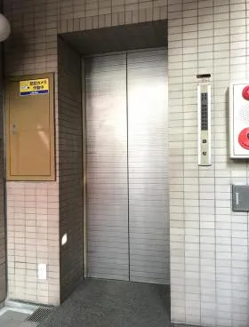 赤坂瀬戸ビルの外観