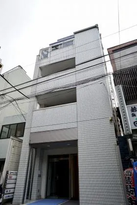 グランバリュー四谷三丁目の外観
