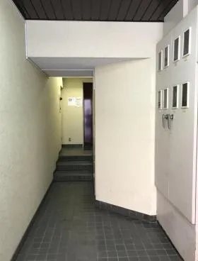 サンローゼ新宿の外観