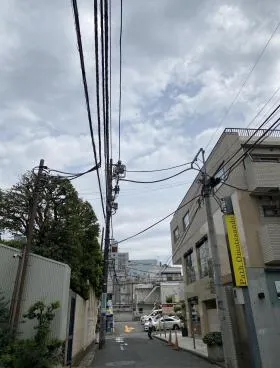 Path表参道ビルの外観