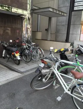 新宿辻ビルの外観