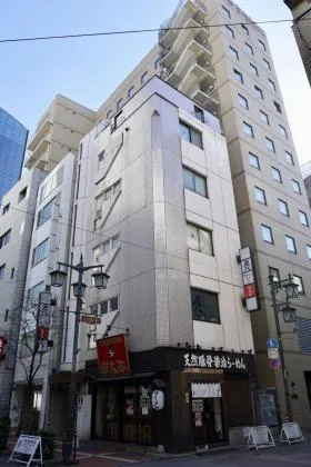DUKU TANAKA BLDビルの外観