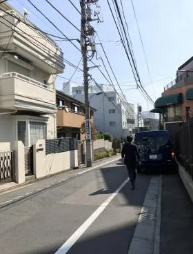 LALLAビルの外観