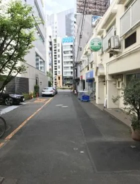 榎本ビルの外観