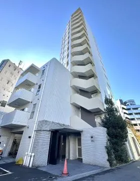 ピュアーレ広尾の外観