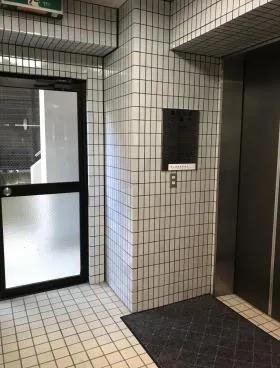 霜ビル2の外観
