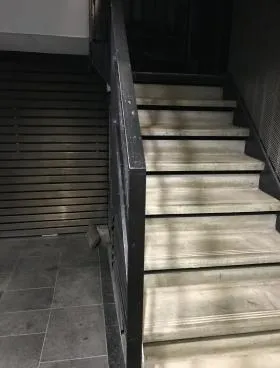 ゴールド赤坂ビルの外観