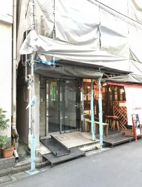 皆川ビルの外観