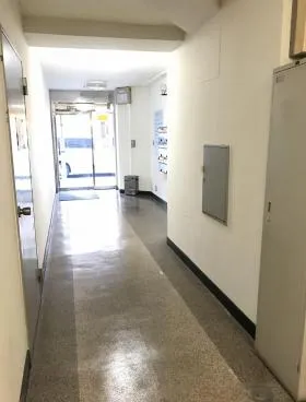 皆川ビルの外観