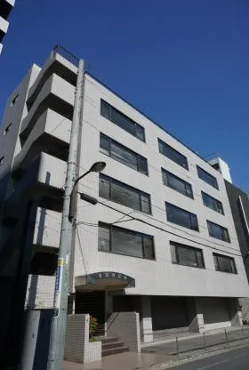 OCMビルの外観
