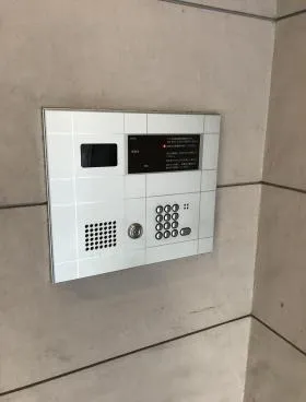 麻布十番ロイヤルプレイスビルの外観