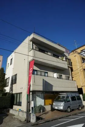 ラ・グロルビルの外観