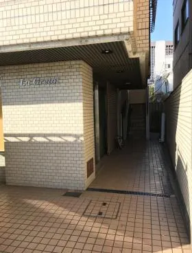 ラ・グロルビルの外観