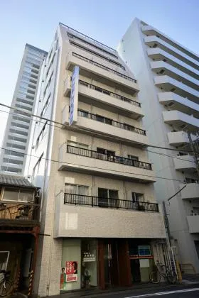 宝栄三崎町ビルの外観