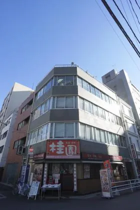 第2アサヒビルの外観