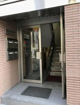 第2アサヒビルの外観