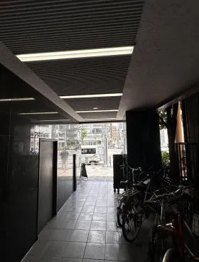 YSビルの外観