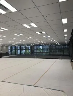 銀泉西新橋ビルの外観