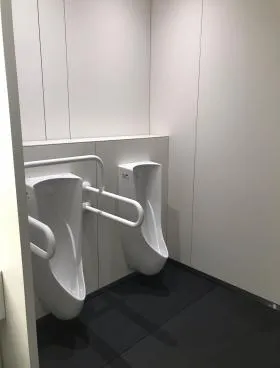 銀泉西新橋ビルの外観