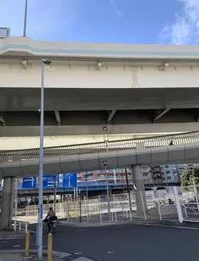 豊商会本社ビルの外観