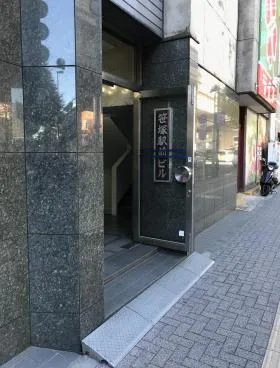 笹塚EMビルの外観