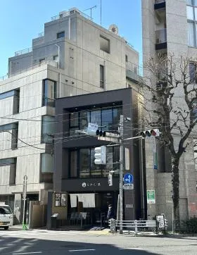 ブレノワール青山の外観