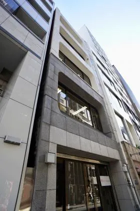 銀座店舗事務所ビルの外観