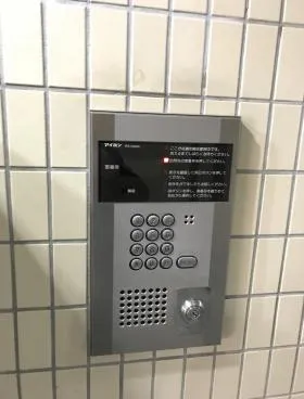 レジデンス初台の外観