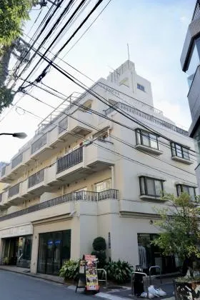エル・アルカサル渋谷夢想庵の外観