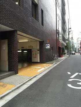オームビルの外観