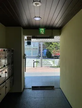 イセツネビルの外観