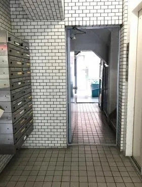 シルバープラザ市ヶ谷ビルの外観