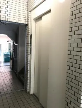 シルバープラザ市ヶ谷ビルの外観