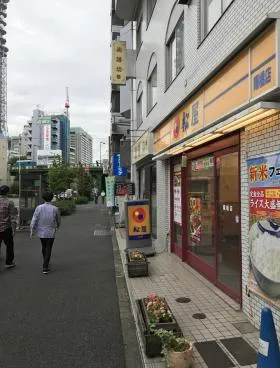 シルバープラザ市ヶ谷ビルの外観