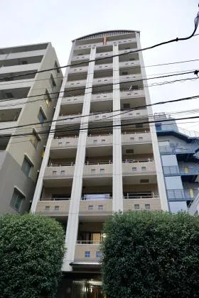ミラフローレス赤坂ビルの外観
