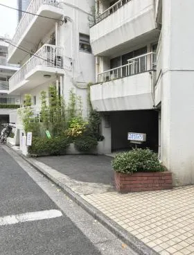 赤坂スオウハイツビルの外観