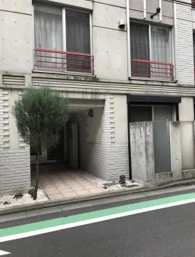 モデュロール赤坂ビルの外観