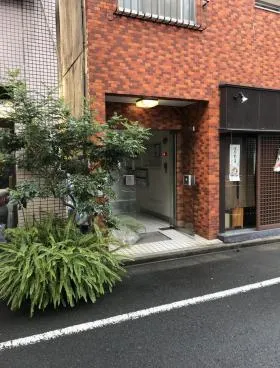 トミーハイツビルの外観