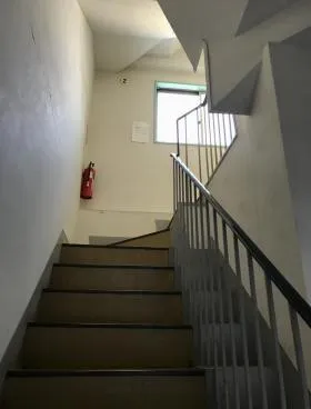 トミーハイツビルの外観