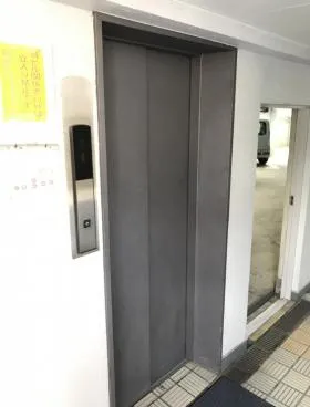 早稲田ハイムビルの外観