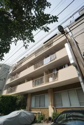 乾木工芸ビルの外観