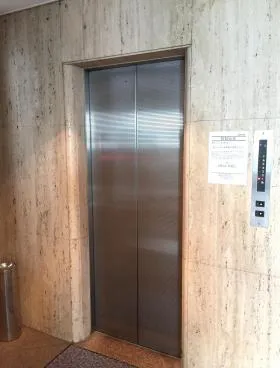 坂田ビルの外観