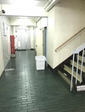 メゾン豊ビルの外観