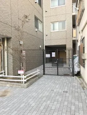 ライトコート四谷の外観