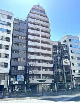 ラ・コピエ四谷三丁目の外観