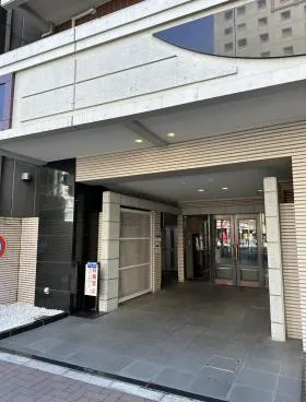 ラ・コピエ四谷三丁目の外観