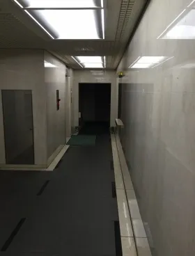 宝ビル本館の外観
